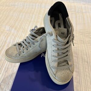 P448 Johnny Silver Cobra